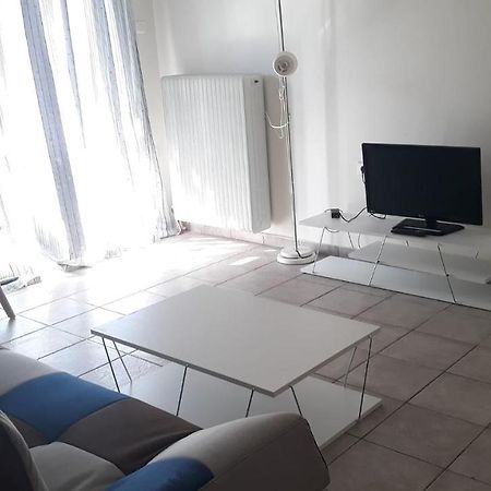 Central Apartments Eretria Extérieur photo