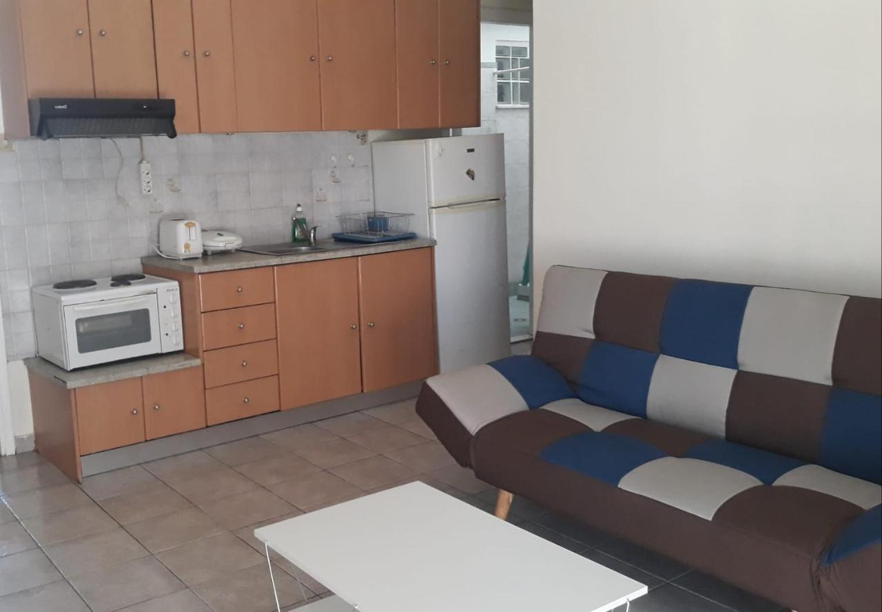 Central Apartments Eretria Extérieur photo