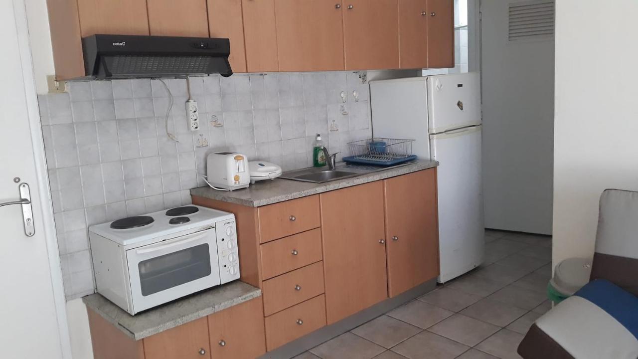 Central Apartments Eretria Extérieur photo