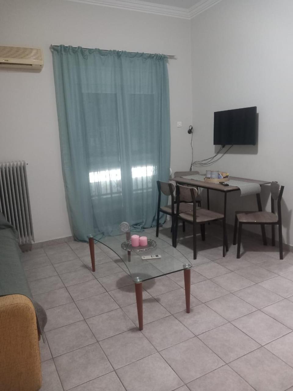 Central Apartments Eretria Extérieur photo