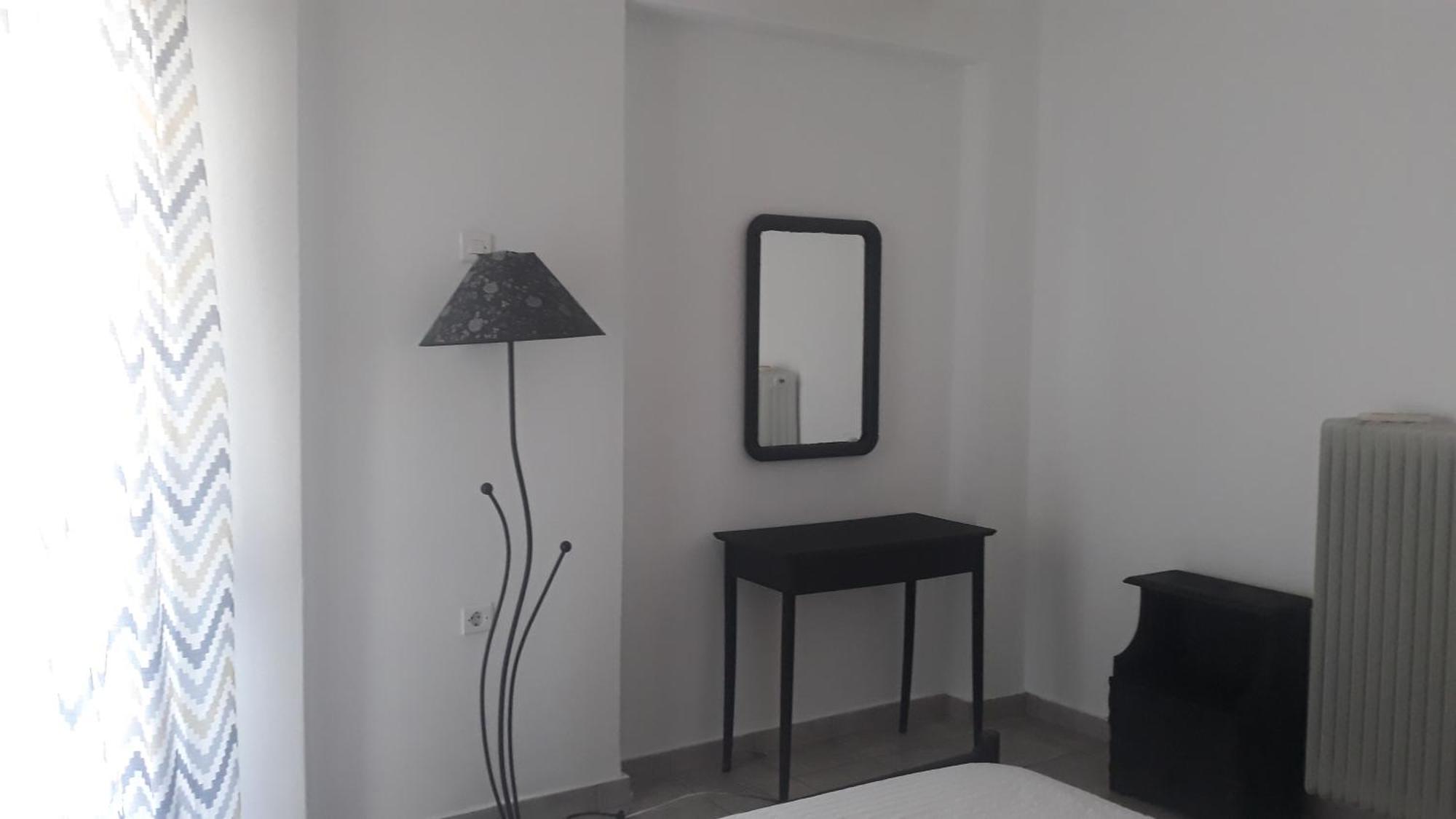 Central Apartments Eretria Extérieur photo